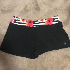 Super CUTE running shorts